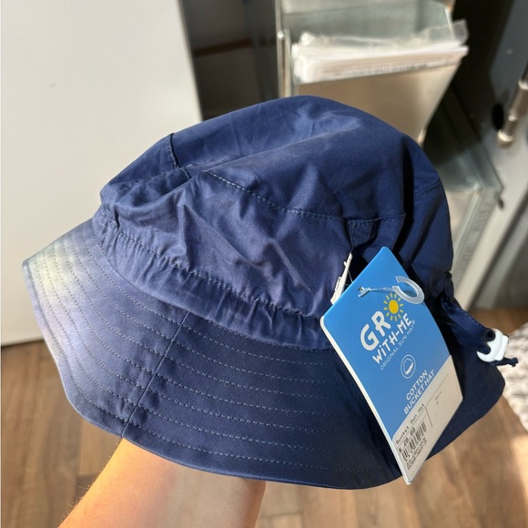 Jan & Jul Bucket Hat - Picture 1 of 2